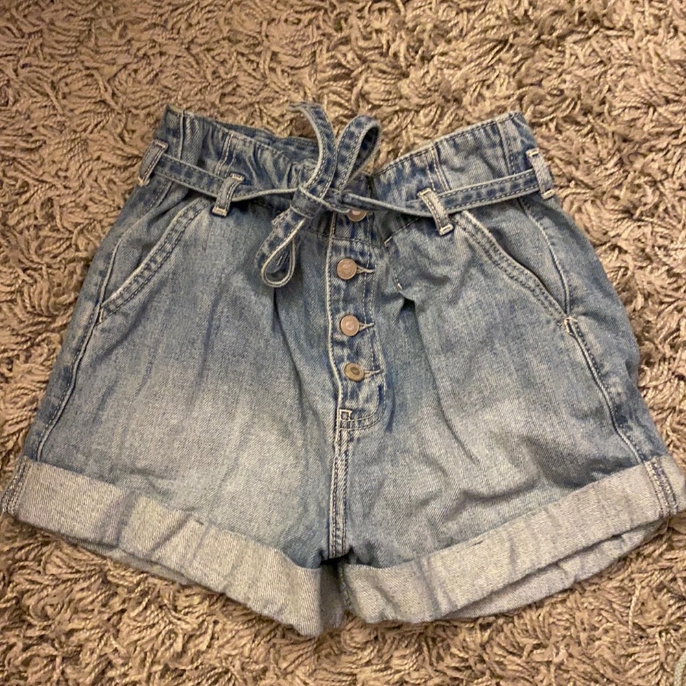 Hollister ultra high-rise paper bag shorts